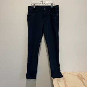 Men’s sz 30 Lululemon Pants navy Blue *Flaw Stretchy Comfortable Quality